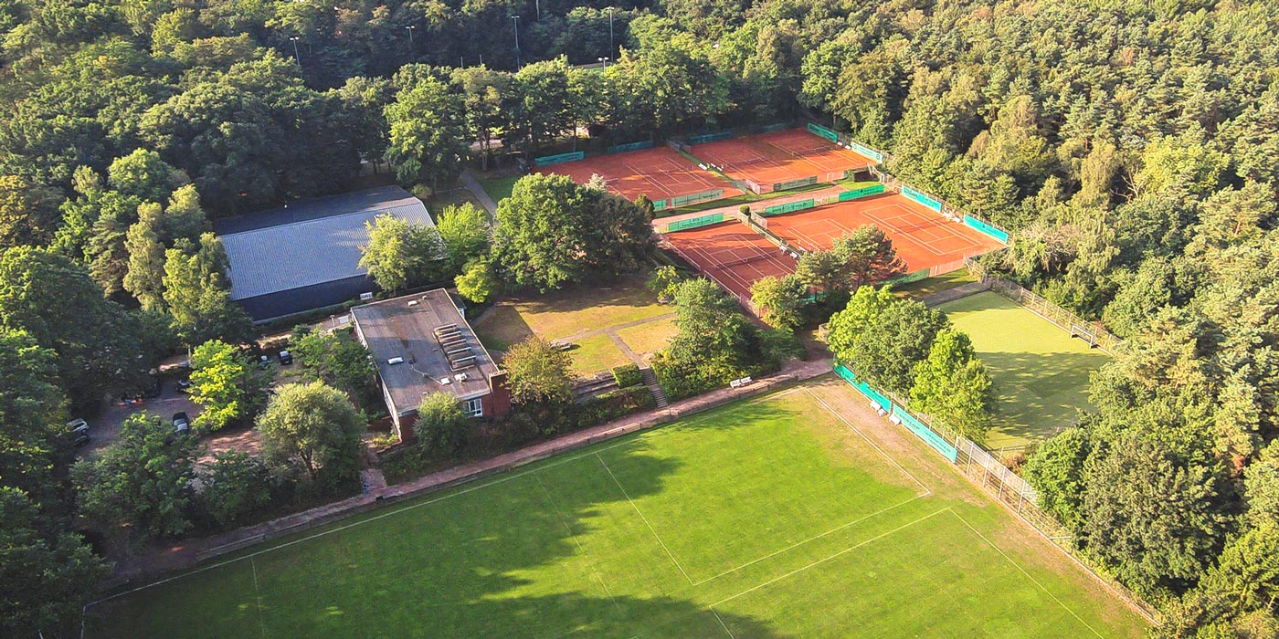 Luftbild der Sportanlage der TG Heimfeld am Rand der Haake