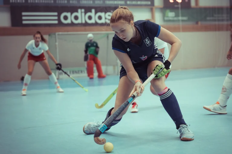 1.Damen: Knappe Niederlage gegen 1.BL-Absteiger Bremer HC