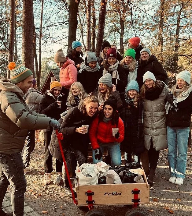 1.Damen: CHAOSTRUPPE ON TOUR